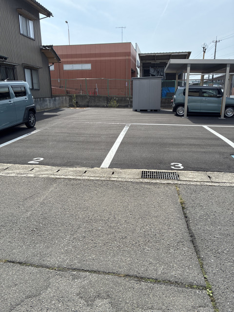 桜町2丁目7-26駐車場の駐車場写真