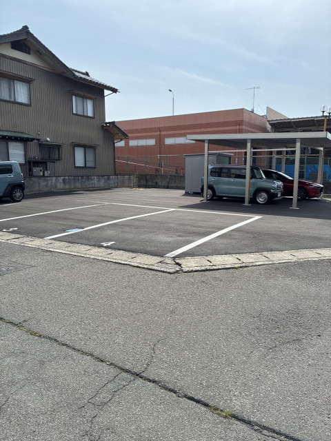 駐車場写真2