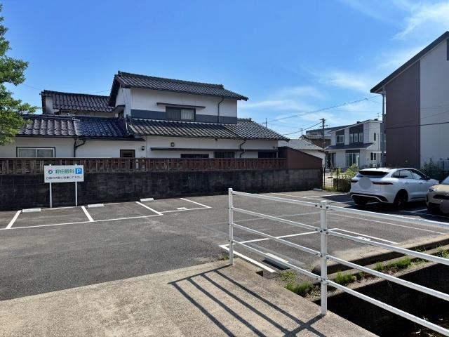 水郷祭利用に最適！野田眼科駐車場の駐車場写真