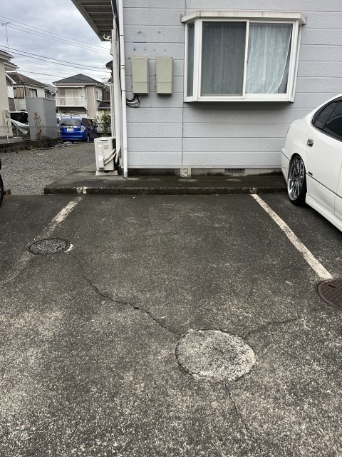 田名4996-1駐車場の駐車場写真