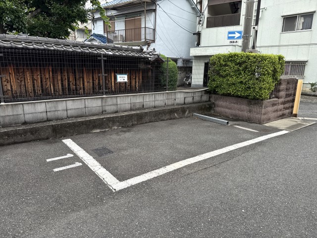 カースクウェアの駐車場写真