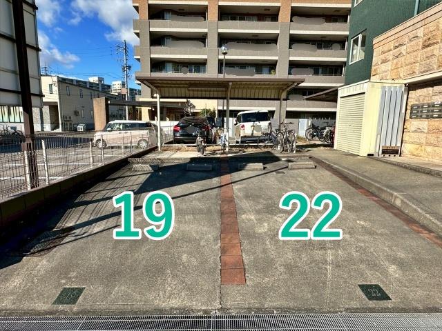 Cielo Sereno駐車場の駐車場写真