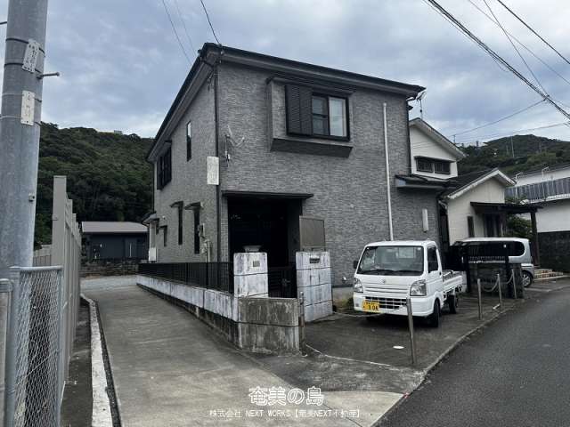 奄美市名瀬平田町6番地2号