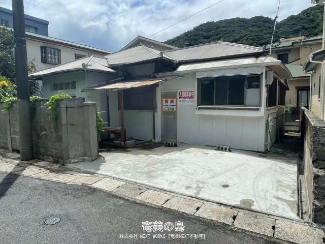 奄美市名瀬真名津町 古民家5K♪