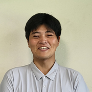 山村 英雄