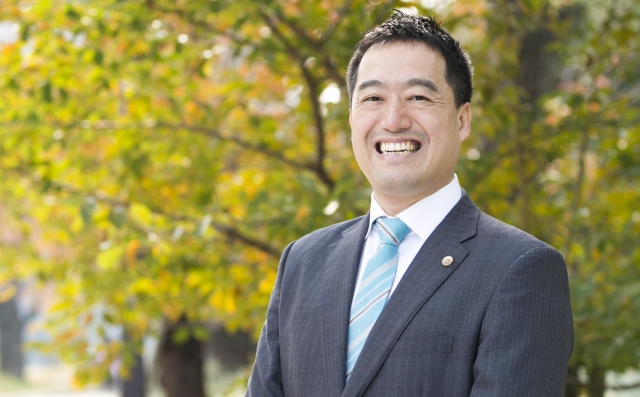 蓮見弁護士