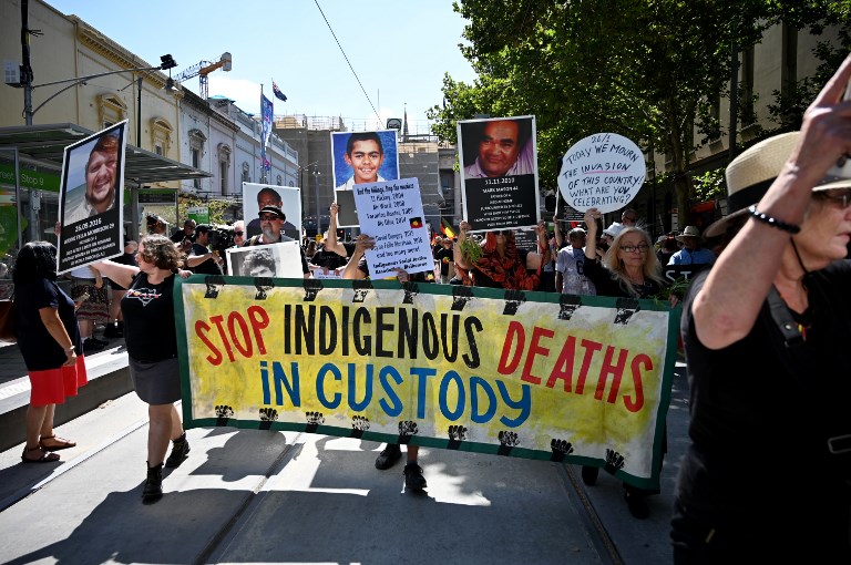 Australia admits 'failing' to improve Aboriginal lives