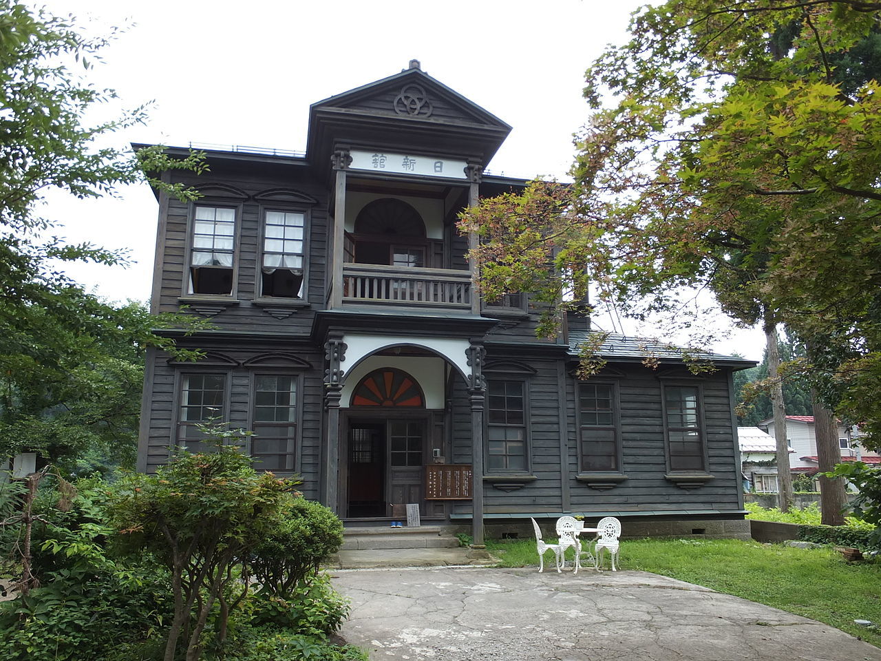 旧日新館の画像