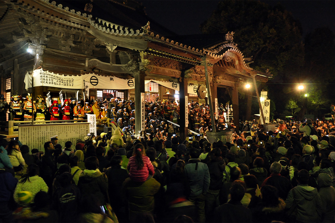 鎧年越（追儺式）の画像