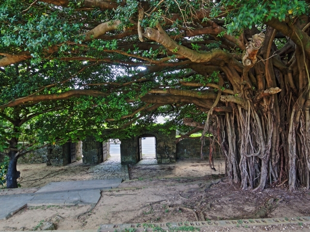 旧崇元寺石門の画像