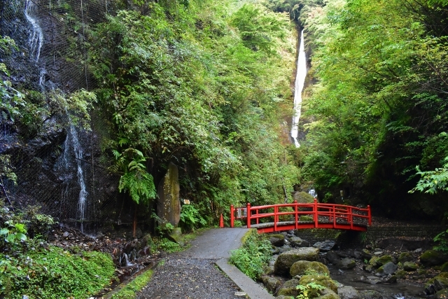 洒水の滝の画像