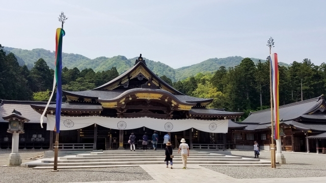 彌彦神社の画像