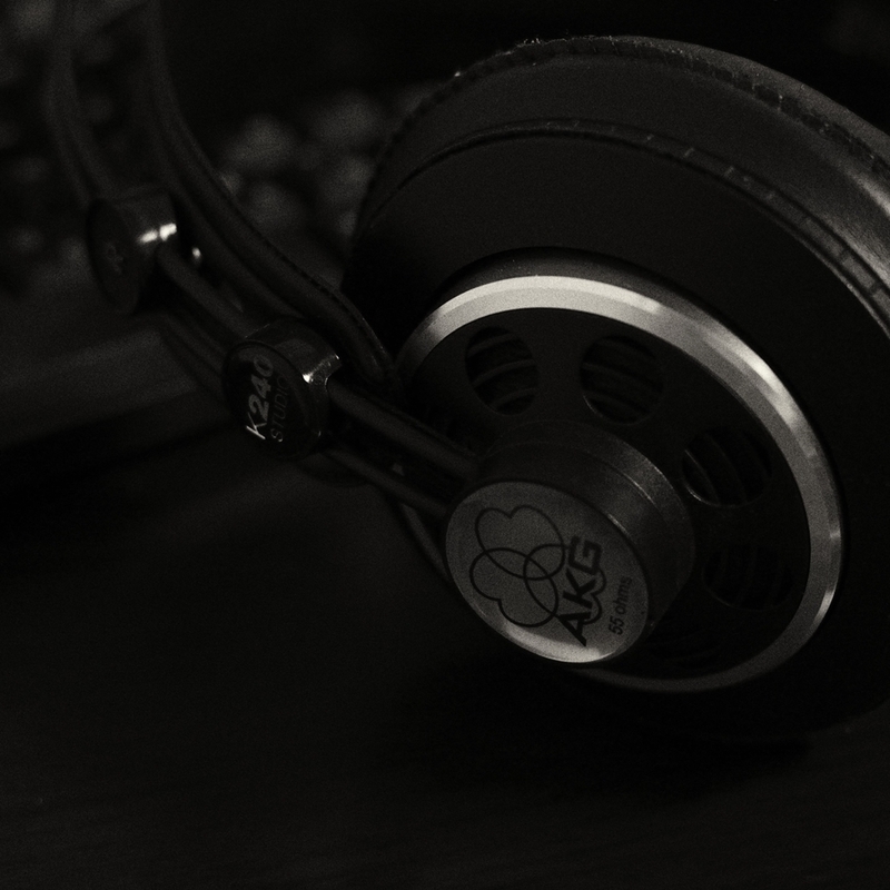 会えない人に会いたい切ないポップスソング 著作権フリーの歌詞付き 音楽素材 Mp3 Wav Audiostock オーディオストック