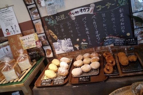焼きたてパン屋 磯子物語 ベイクモール 神奈川県横浜市磯子区久木町17 10