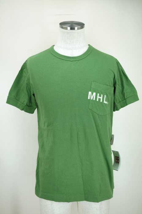 MHL. （エムエイチエル） ポケット付きロゴプリントTシャツ メンズ トップス