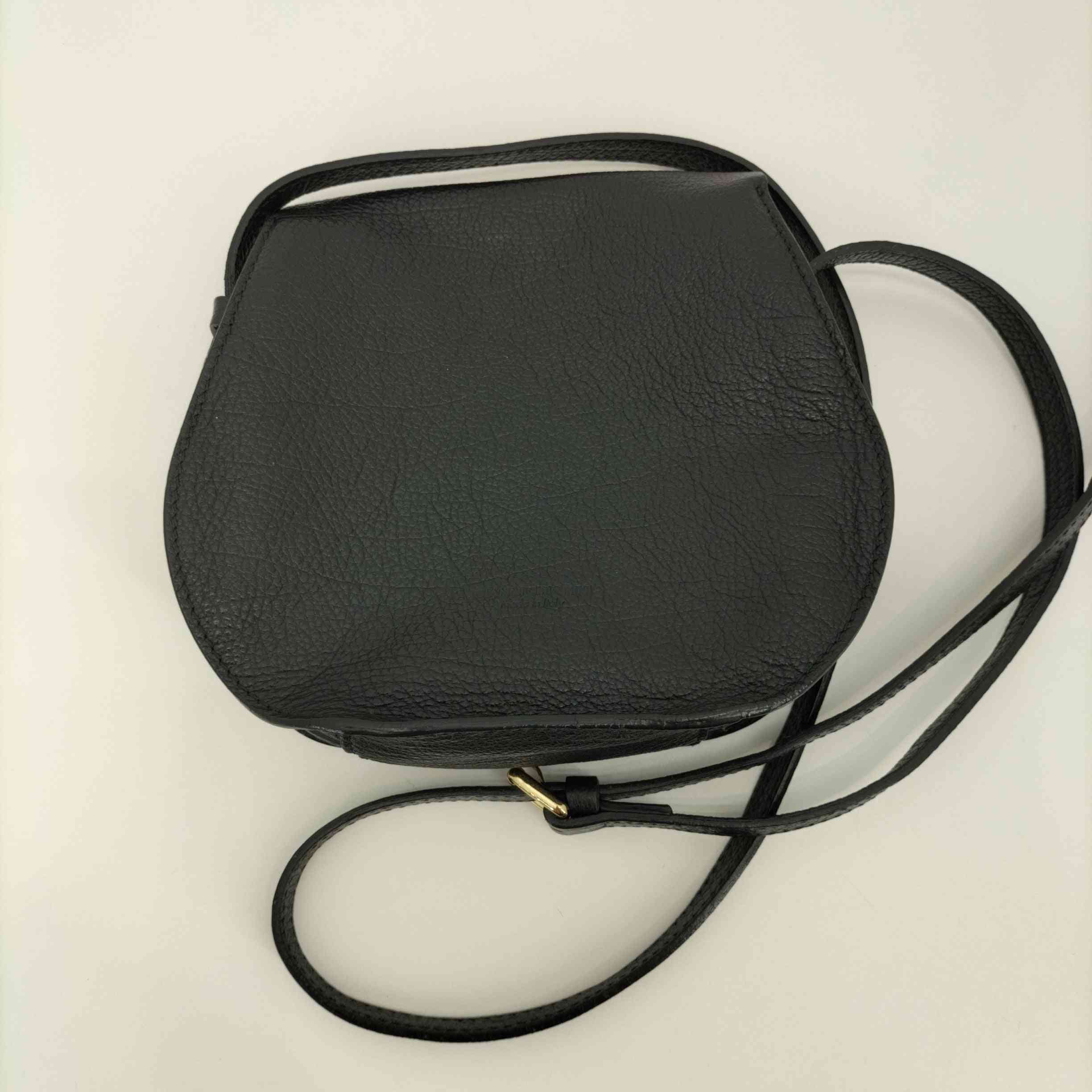 GIANNI CHIARINI(ジャンニキャリーニ)レザー ショルダーバッグ 【中古 