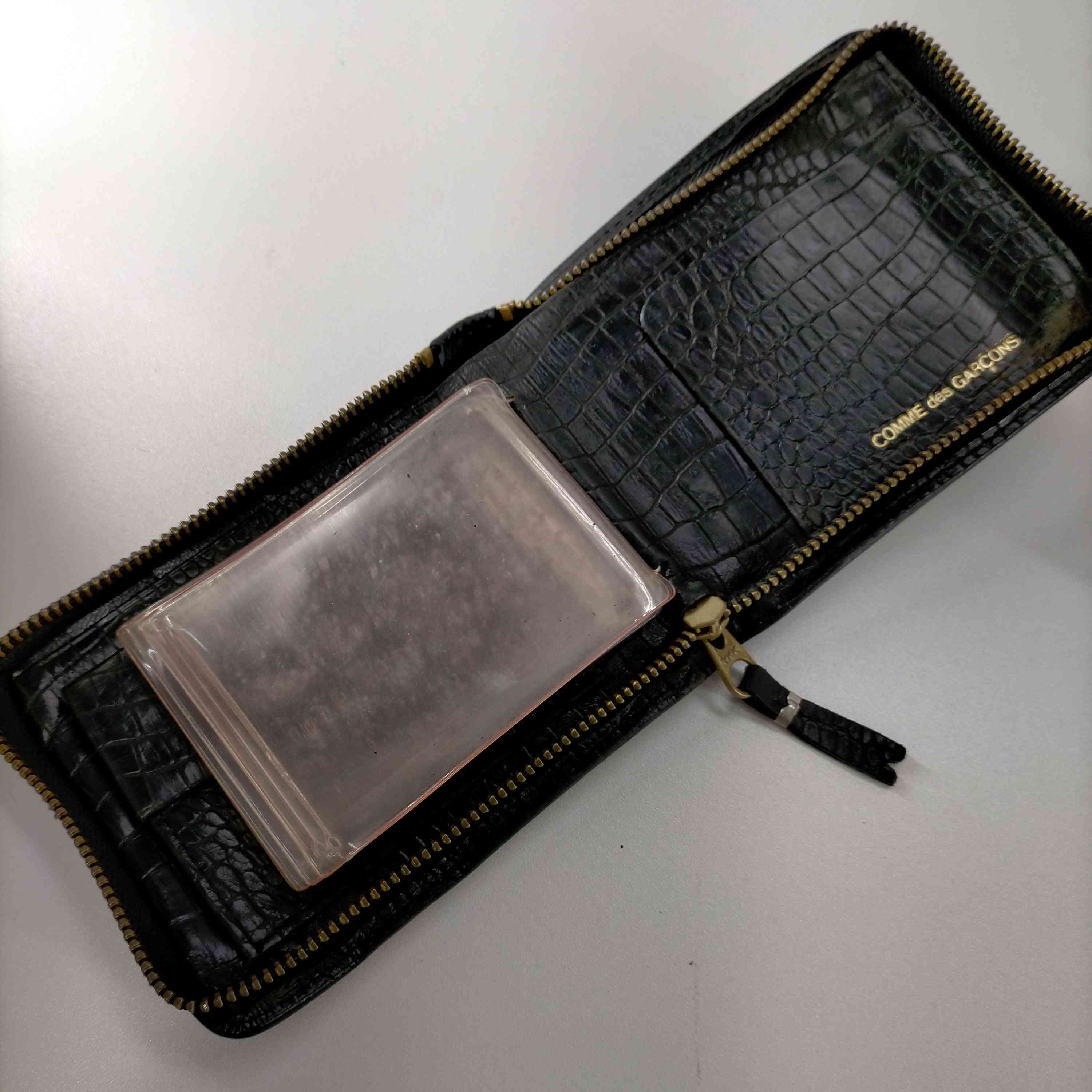 COMME des GARCONS(コムデギャルソン)クロコ型押し カードホルダー 