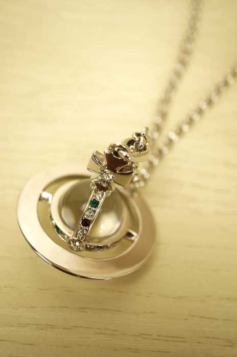 Vivienne Westwood (ヴィヴィアンウエストウッド) ニュースモールオーブペンダント メンズ アクセサリー