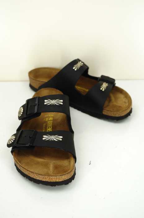 BIRKENSTOCK×LARRY SMITH×CAPTAINS HELM MILANO コンチョ付サンダル メンズ シューズ