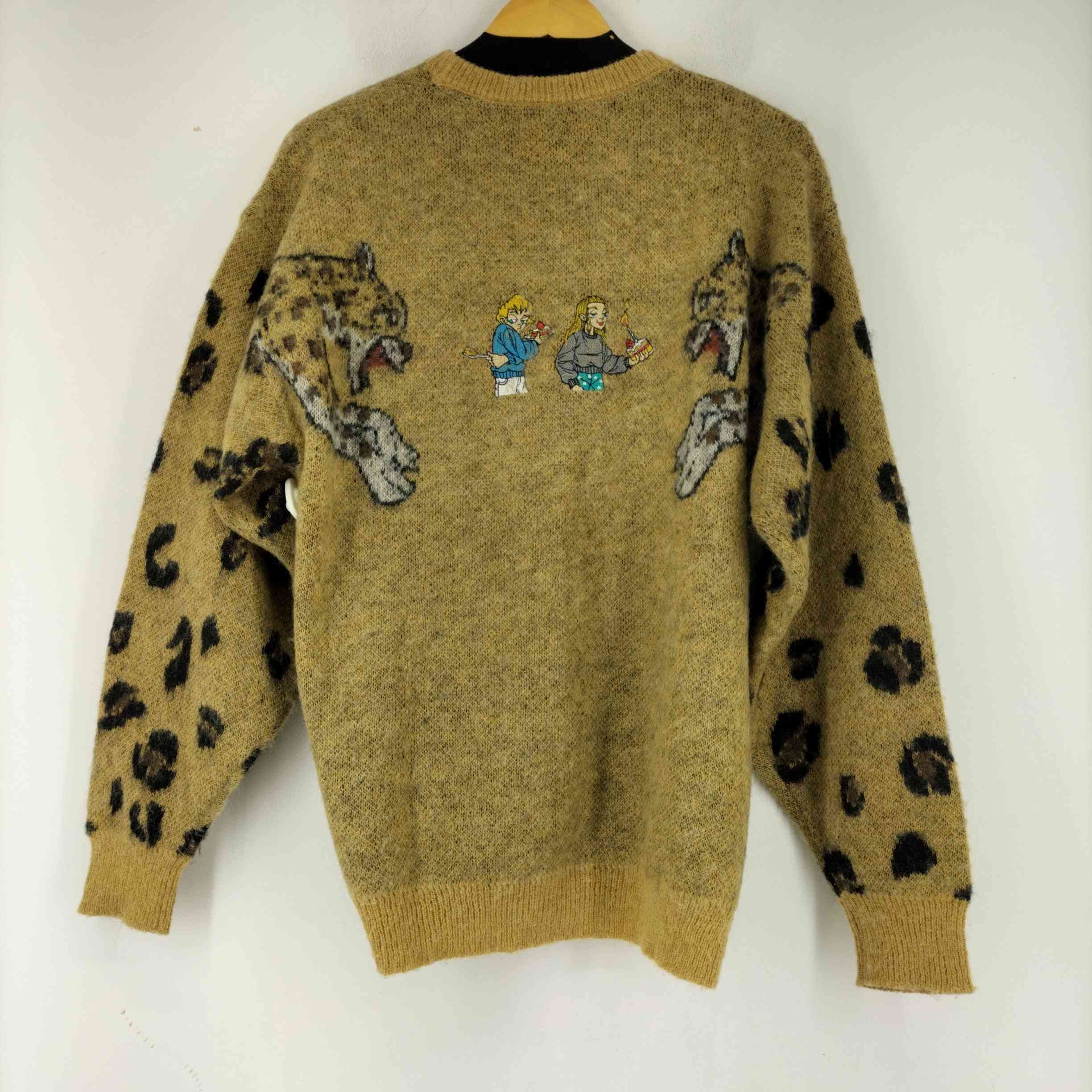 LEFT ALONE(レフトアローン)刺繍デザインモヘア混レオパード柄ニット  