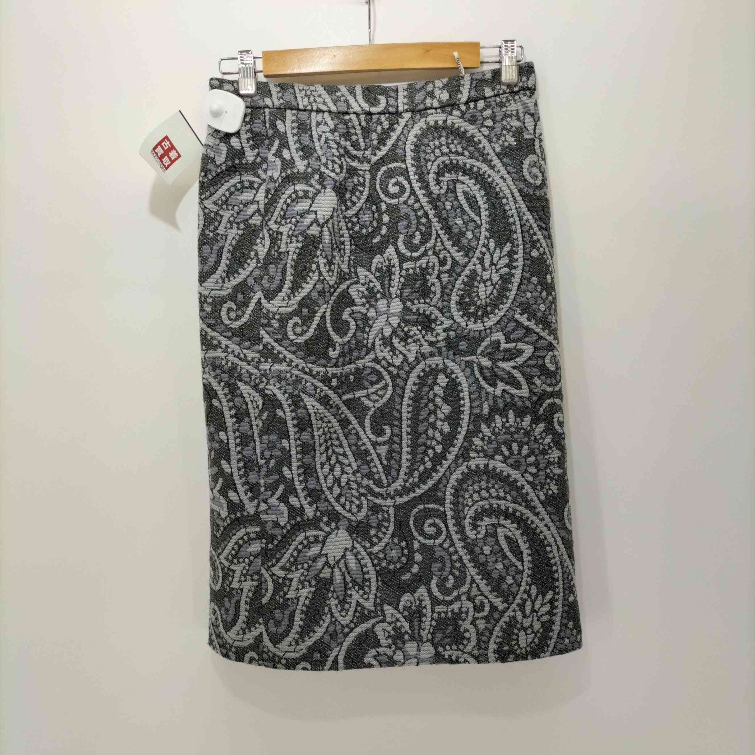 LEONARD(レオナール)ペイズリー柄 FASHION ヴィンテージ セットアップ 