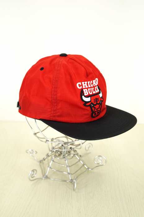 mitchell&ness (ミッチェルアンドネス) BULLS ナイロンスナップバックキャップ メンズ 帽子