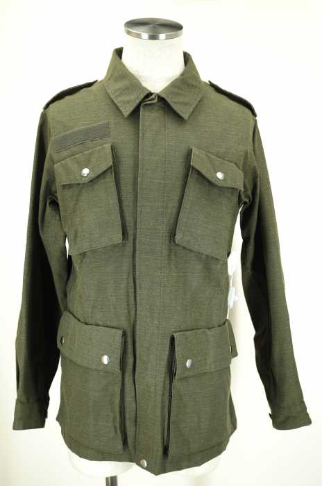 A.P.C. （アー・ペー・セー） エルボーパッチ付きミリタリージャケット メンズ アウター