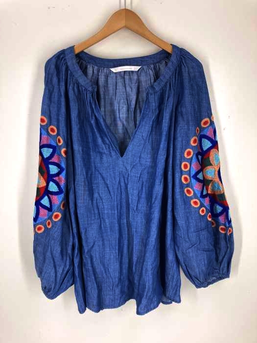 ZARA trafaluc denimwear(ザラ トラファルクデニムウェア) 刺繍入り キーネック デニムブラウス レディース トップス