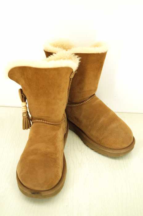 UGG （アグ） ベイリーボタン　チャーム　ムートンブーツ レディース シューズ