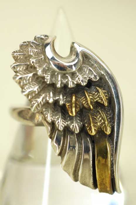 quattro arte （クアトロアルテ） ゴールデンメッシュウイングリング レディース アクセサリー