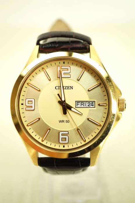CITIZEN （シチズン） レザーベルトクオーツ腕時計 メンズ ファッション雑貨