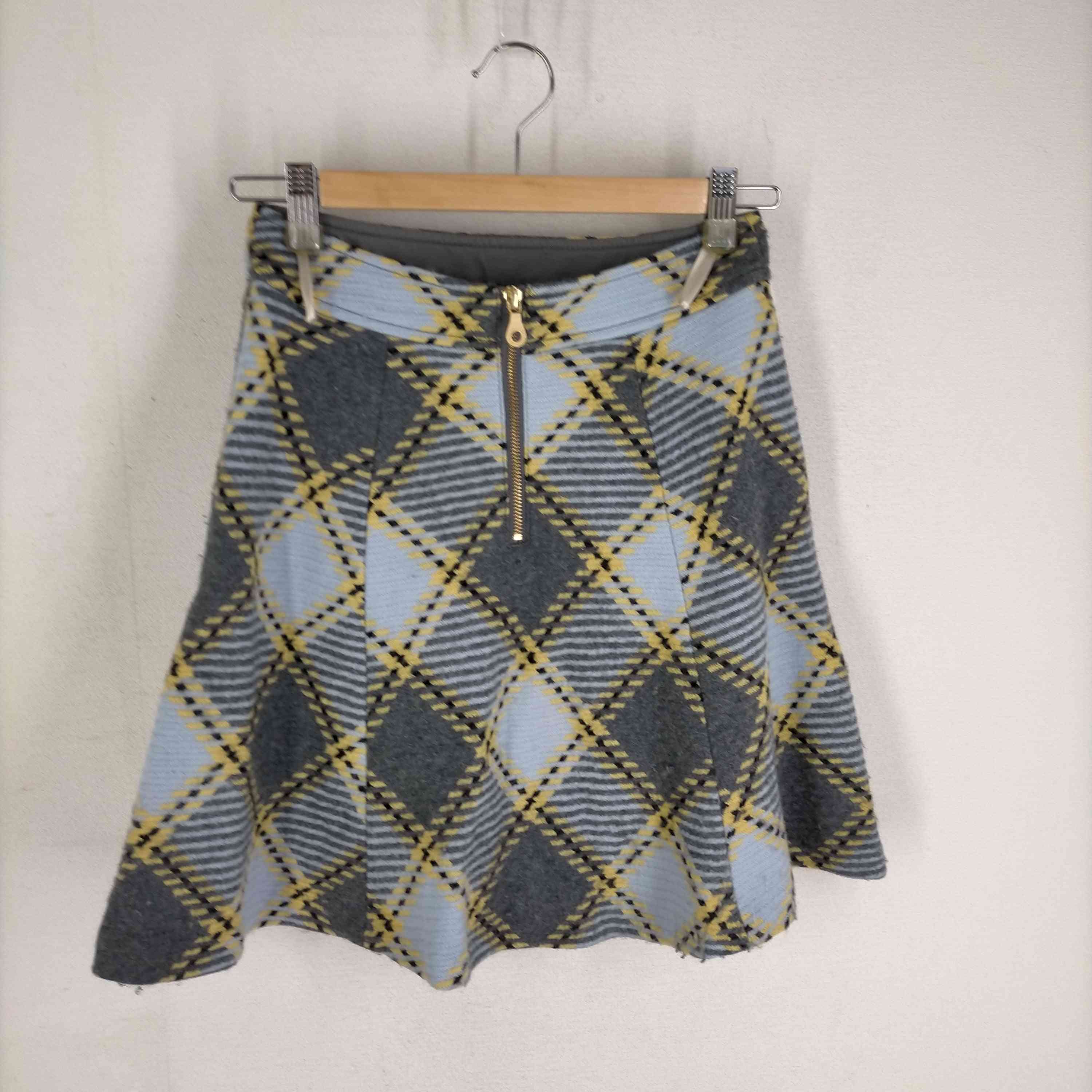 BURBERRY BLUE LABEL(バーバリーブルーレーベル)チェック柄タイト  