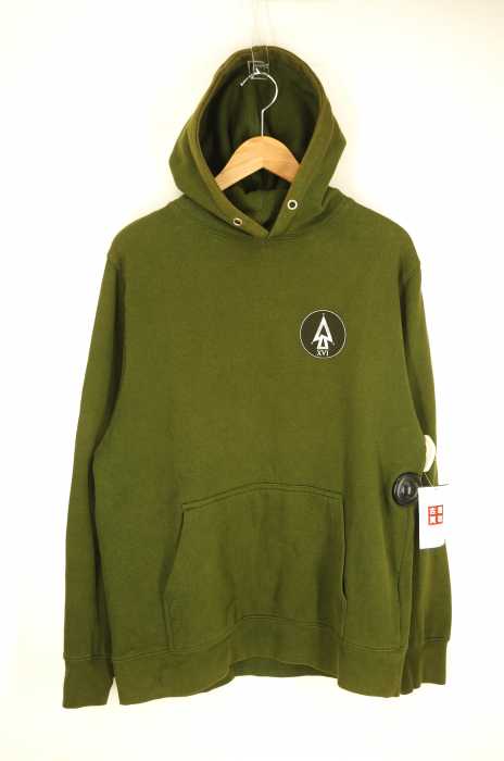 UNDEFEATED×BURTON×ALPHA（アンディフィーテッド バートン アルファ） メンズ トップス