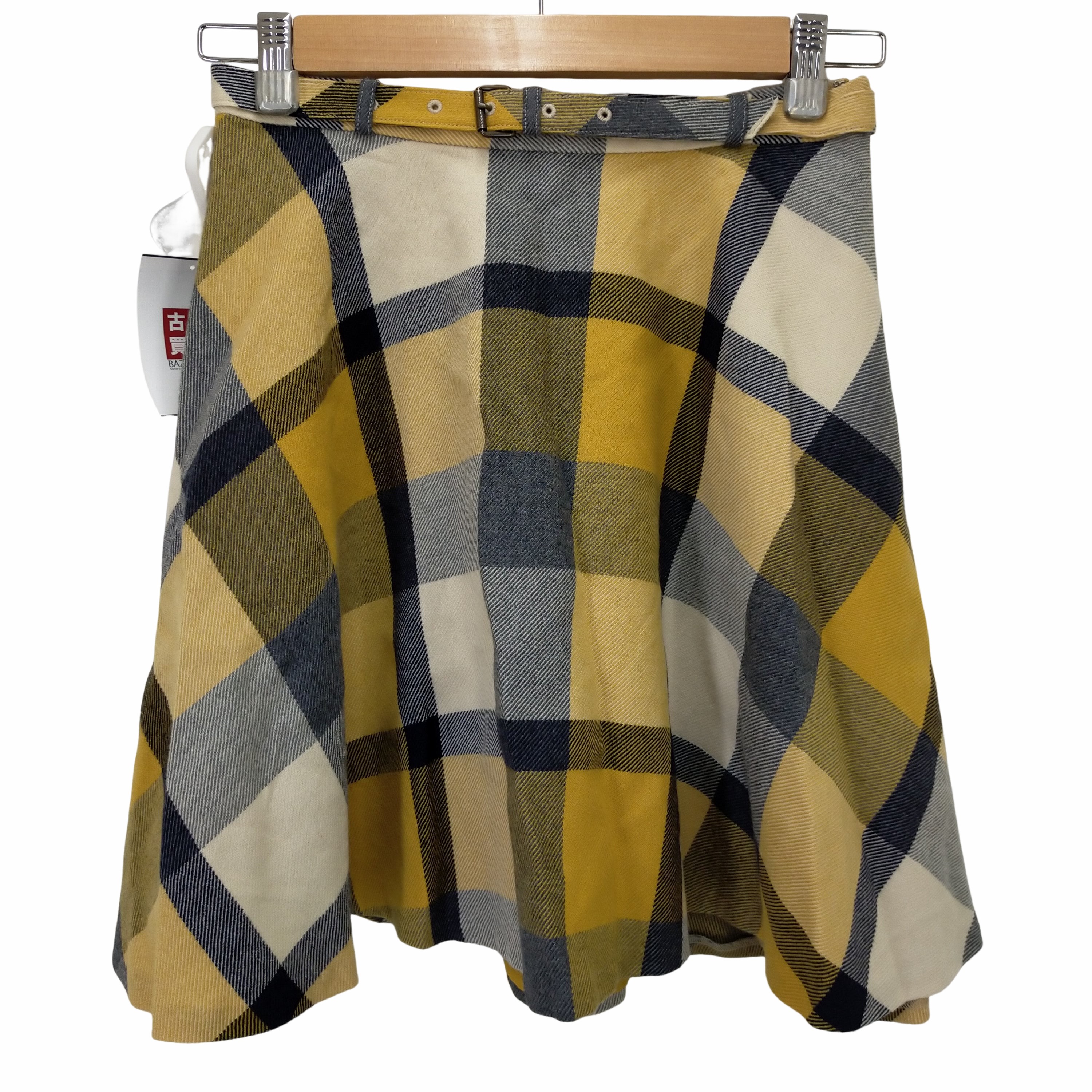 BLUE LABEL CRESTBRIDGE(ブルーレーベルクレストブリッジ)フレア  