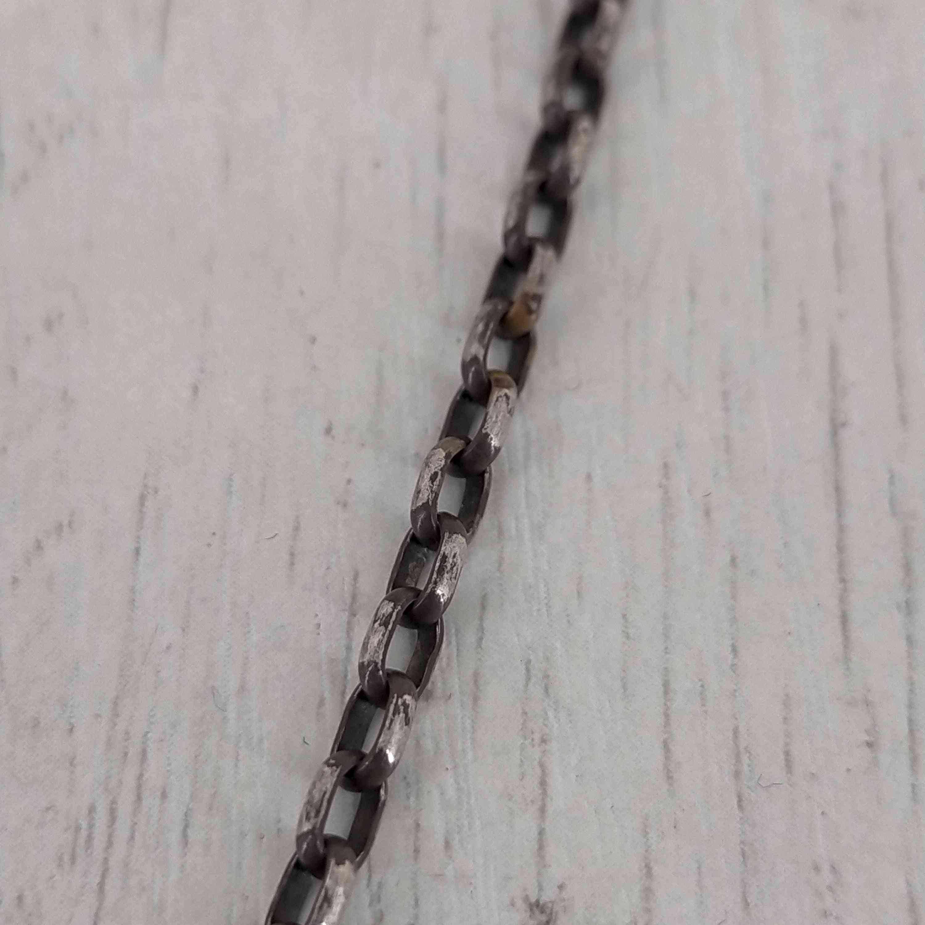 USED古着(ユーズドフルギ){{BRAVES SILVER}} ナバホチェーン 【中古