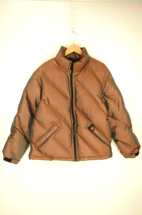 Supreme(シュプリーム) 玉虫色 Iridescent Puffy Jacket メンズ アウター