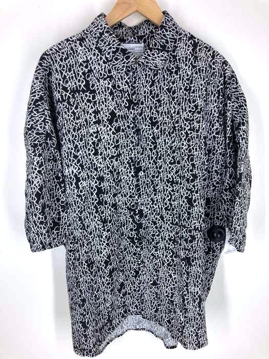 SHAREEF（シャリーフ） LETTERING PATTERN S/S SHIRTS メンズ トップス