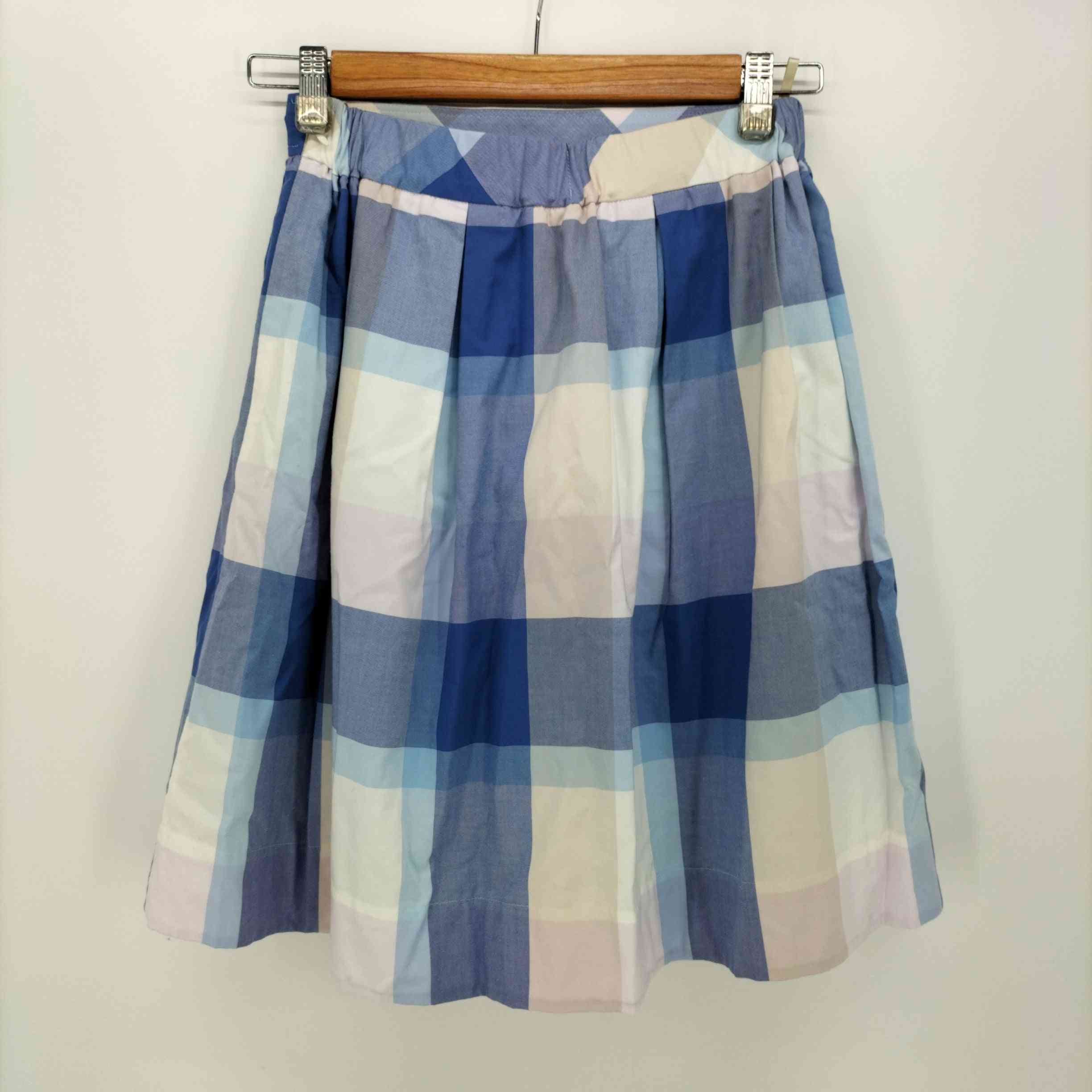 BLUE LABEL CRESTBRIDGE(ブルーレーベルクレストブリッジ)チェック  