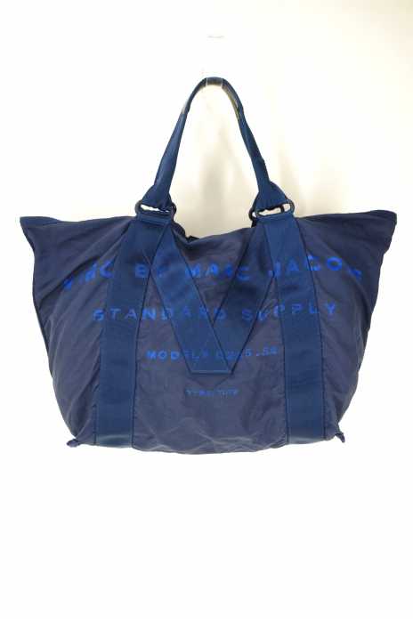 【美品】MARC JACOBS マザーズバッグ　ボストンバッグ　ナイロンバッグ MARC JACOBS ナイロン ダッフルバッグ 2WAY 軽量 大容量 (MARC