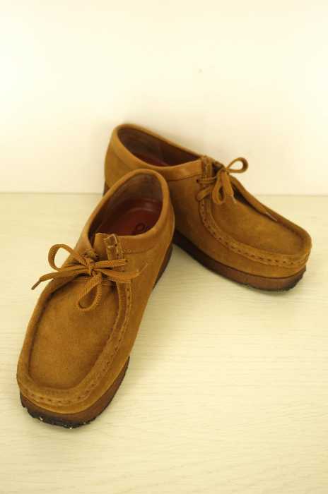 Clarks（クラークス） WALLABEE　TAN　SUEDE　シューズ メンズ シューズ