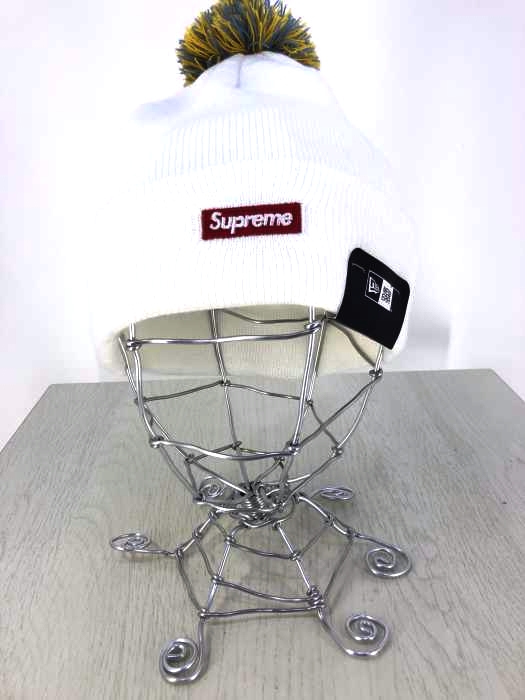 Supreme(シュプリーム) 16AW Supreme New Era Chenille Script Beanie メンズ 帽子