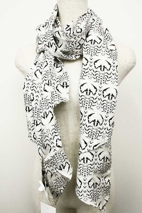THOMAS WYLDE(トーマスワイルド) サソリ柄シルクストール メンズ ファッション雑貨