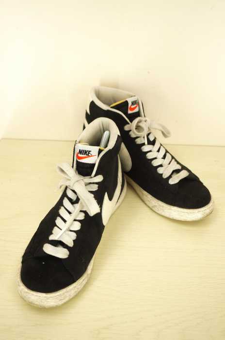NIKE （ナイキ） WMNS BLAZER MID SUEDE ブレザー ミッドスウェード メンズ シューズ