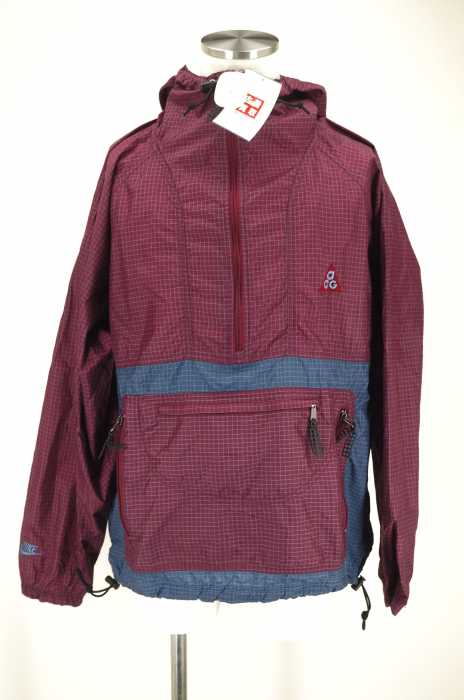 NIKE ACG （ナイキ） ナイロン　アノラック メンズ アウター