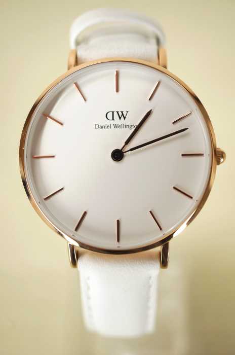Daniel Wellington　（ダニエルウェリントン） Classic Petite バングル付き レディース 腕時計