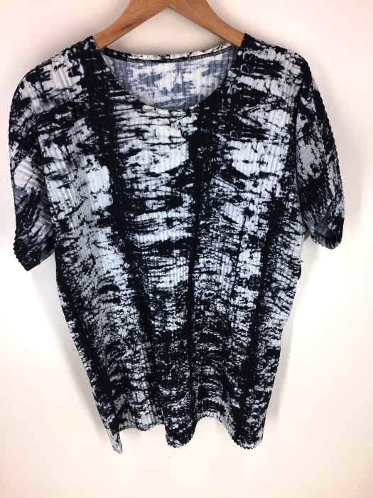 ISSEY MIYAKE MEN（イッセイミヤケメン） プリーツ 半袖Tシャツ メンズ トップス