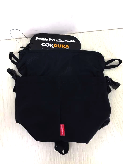 Supreme（シュプリーム） Neck Pouch メンズ バッグ