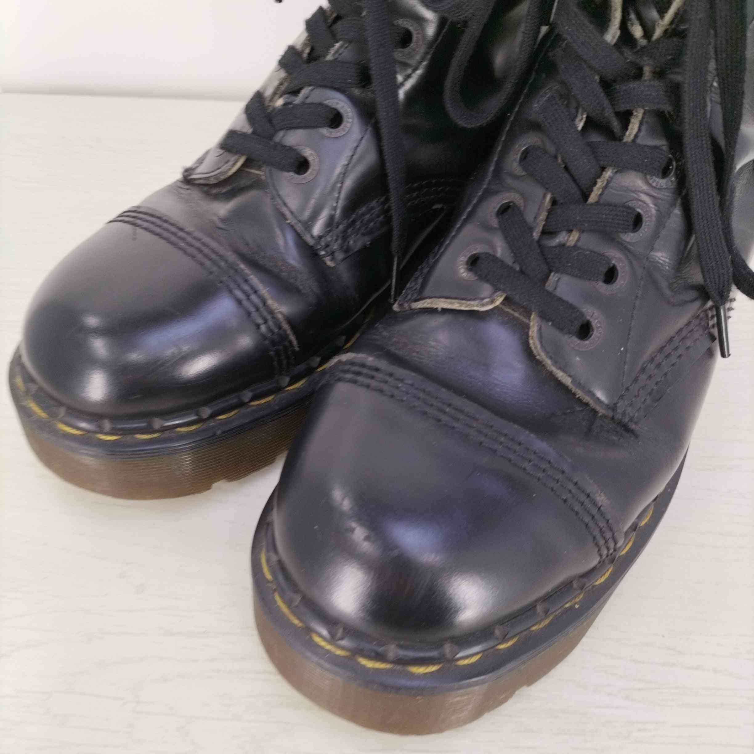 Dr.Martens(ドクターマーチン)英国製 8ホール CRAZY BOMB クレイジー 