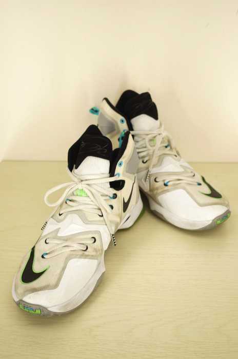 NIKE （ナイキ） LEBRON 13 WHITE　UNIVERSITY RED　スニーカー メンズ シューズ