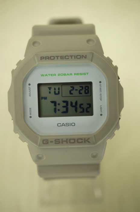 G-SHOCK (ジーショック) DW-5600M 腕時計 メンズ ファッション雑貨